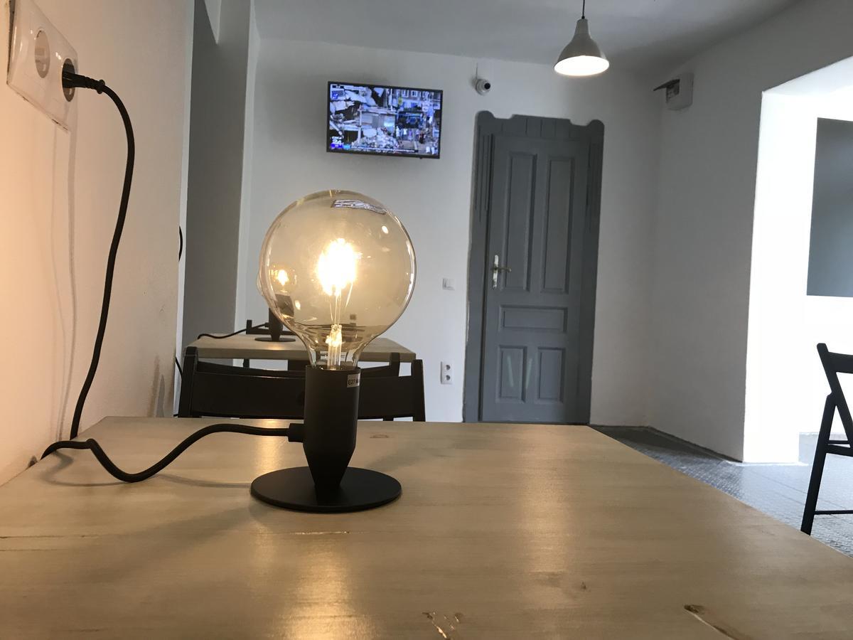 Passpartout Hostel Тімішоара Екстер'єр фото
