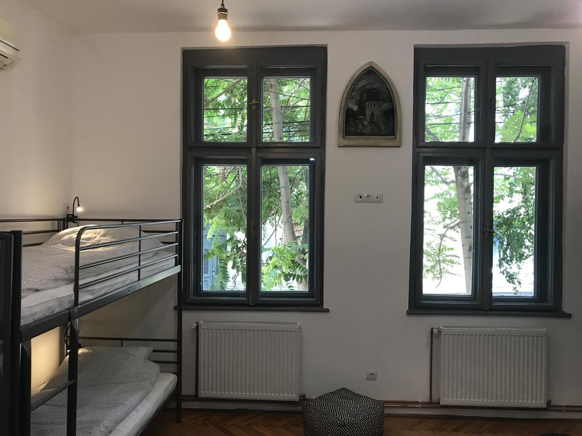 Passpartout Hostel Тімішоара Екстер'єр фото