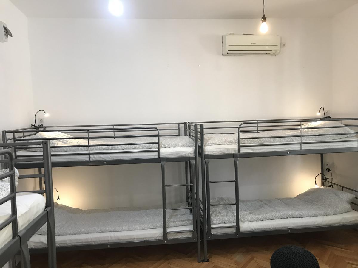 Passpartout Hostel Тімішоара Екстер'єр фото