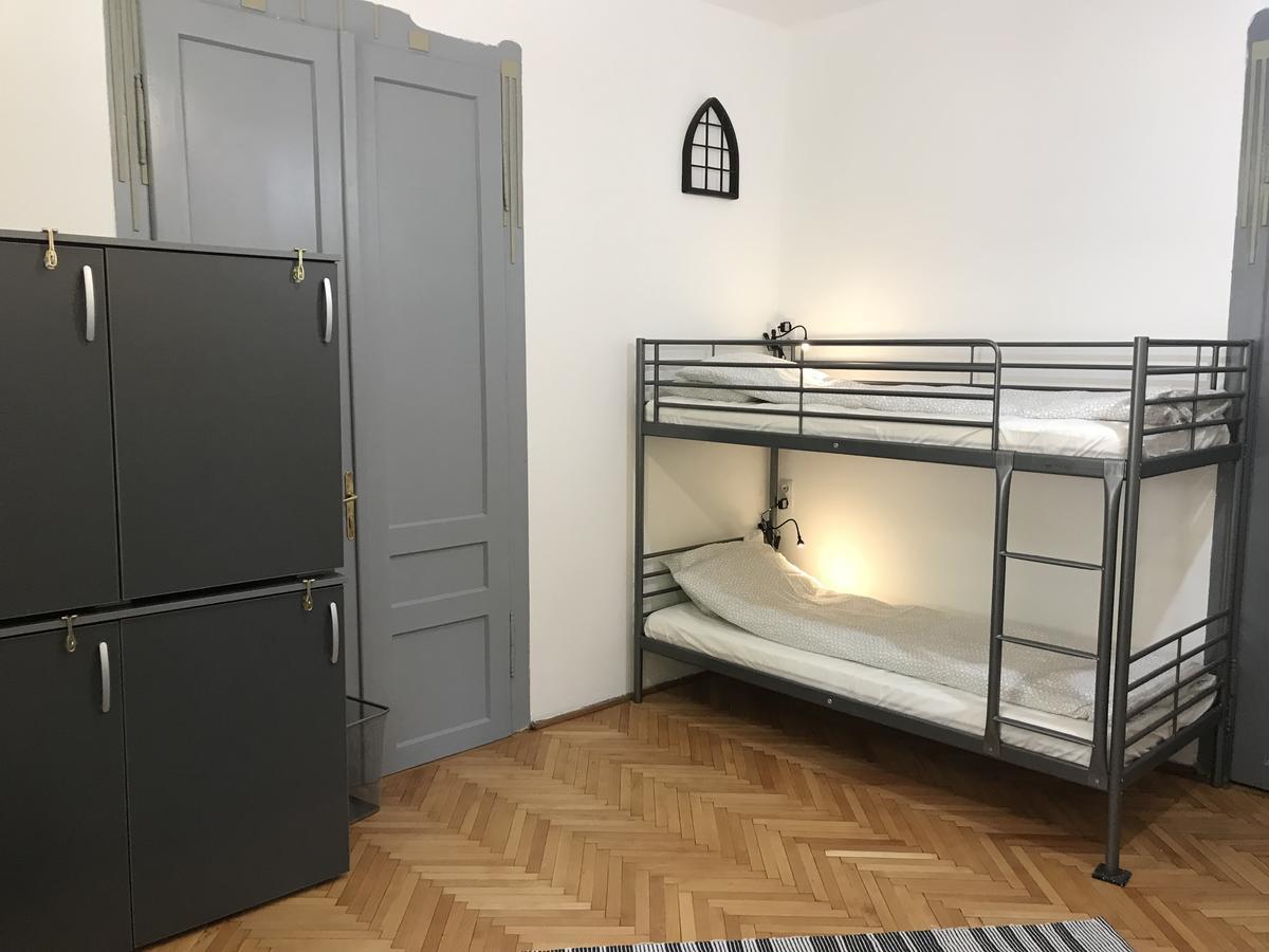 Passpartout Hostel Тімішоара Екстер'єр фото